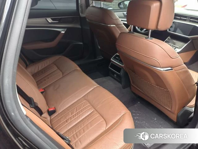 Audi A6L id 4254223 из Китая 10