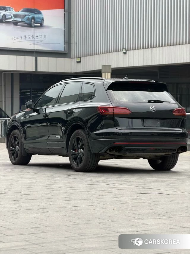 Volkswagen Touareg id 4392315 из Китая 15