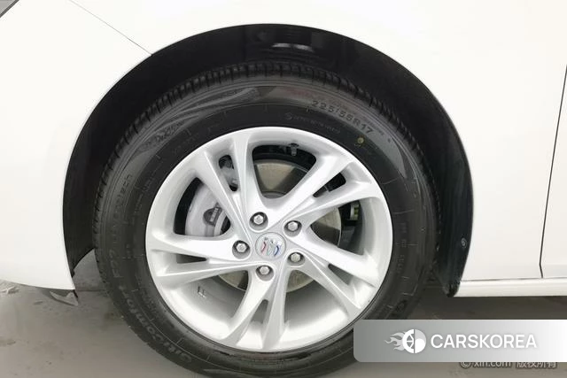 Buick Regal id 4254536 из Китая 24