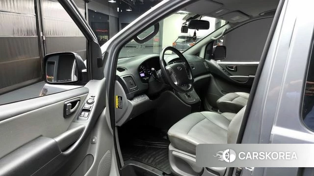 Hyundai The New Grand Starex id 3936289 из Кореи 20