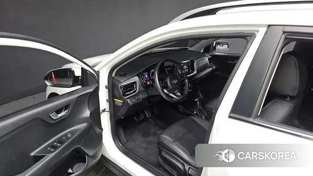 Kia Stonic id 3055666 из Кореи 20