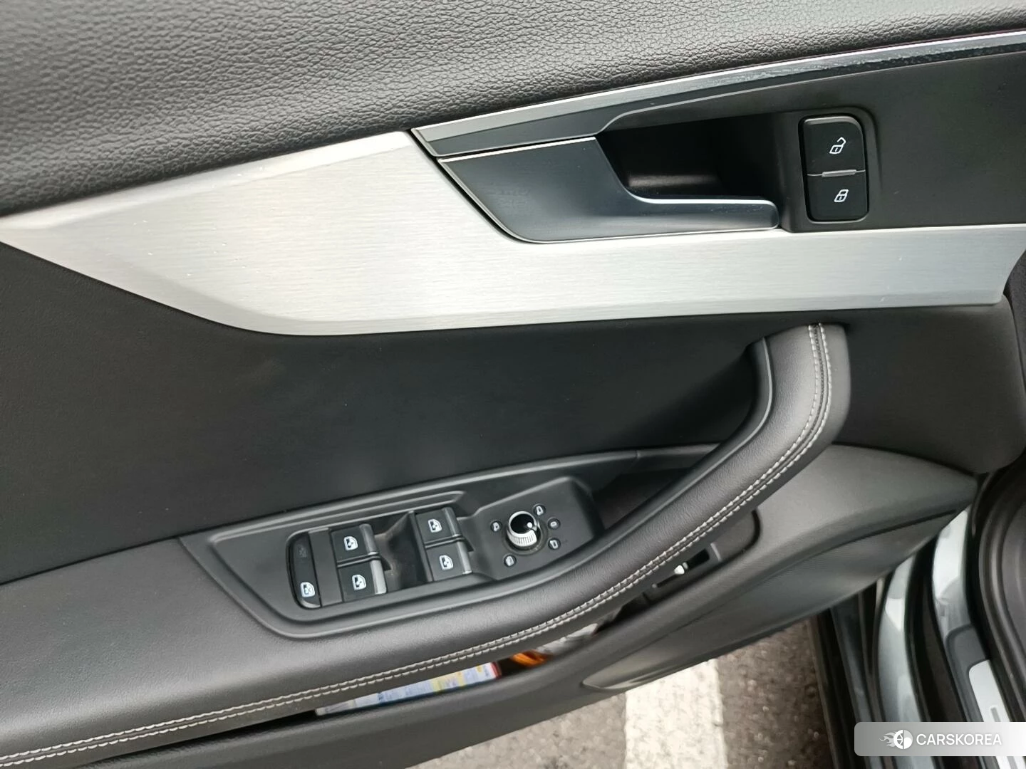Audi A4L id 4473782 из Китая 21