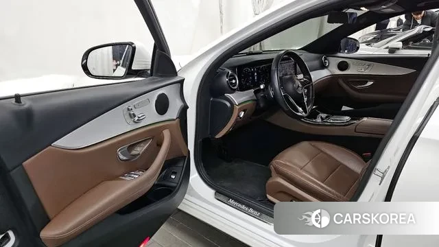 Mercedes-Benz E-Class W213 id 3676664 из Кореи 20