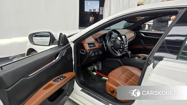 Maserati Ghibli id 3344688 из Кореи 20