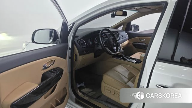 Kia The New Carnival id 3828531 из Кореи 20