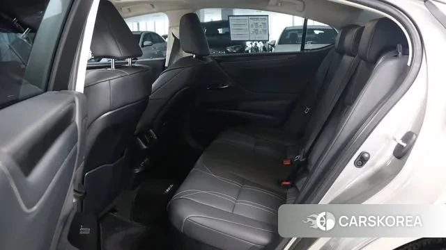 Lexus ES300h 7th generation id 3732348 из Кореи 17