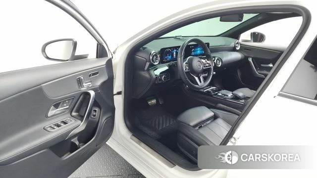 Mercedes-Benz A-Class W177 id 4284291 из Кореи 20