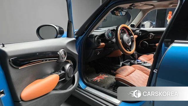 Mini Cooper S id 4400598 из Кореи 30