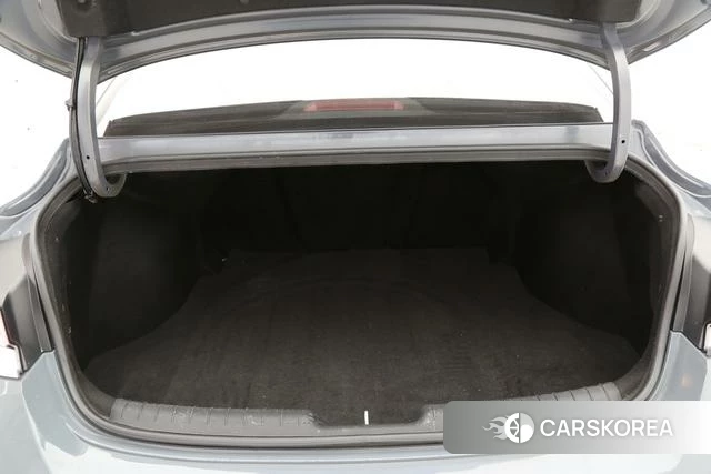 Hyundai Elantra id 4297765 из Китая 24