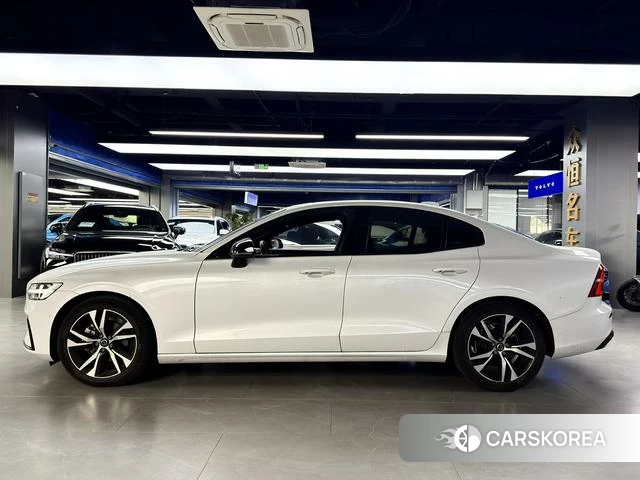 Volvo S60 id 4211528 из Китая 15