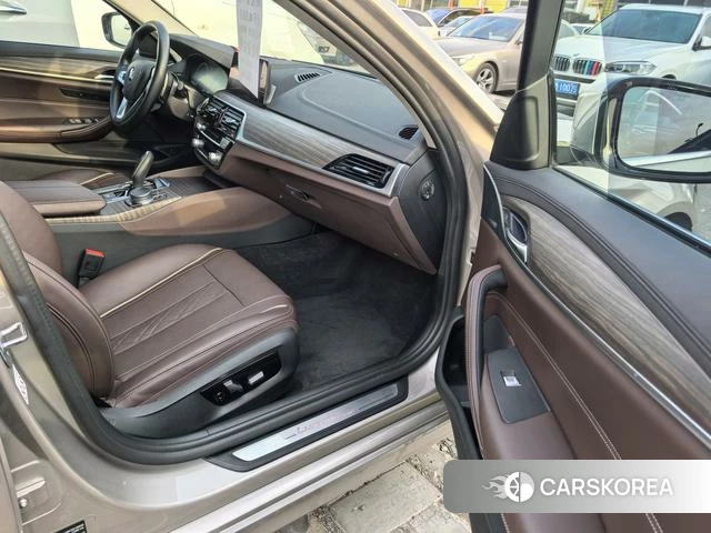 BMW 5 series id 4208461 из Китая 17