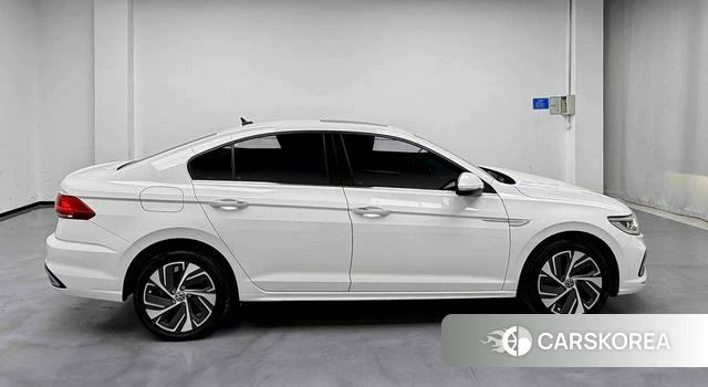 Volkswagen Bora id 4260225 из Китая 20