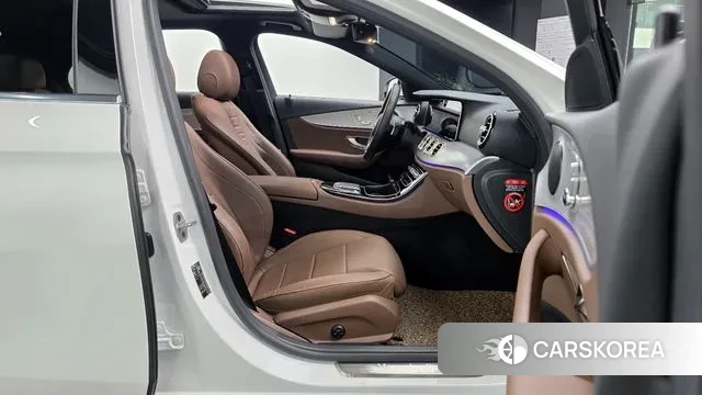 Mercedes-Benz E-Class W213 id 3655518 из Кореи 20