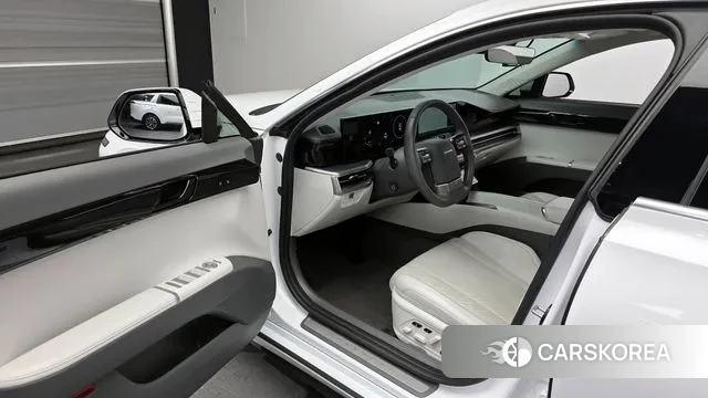 Hyundai Grandeur (GN7) id 3472427 из Кореи 20