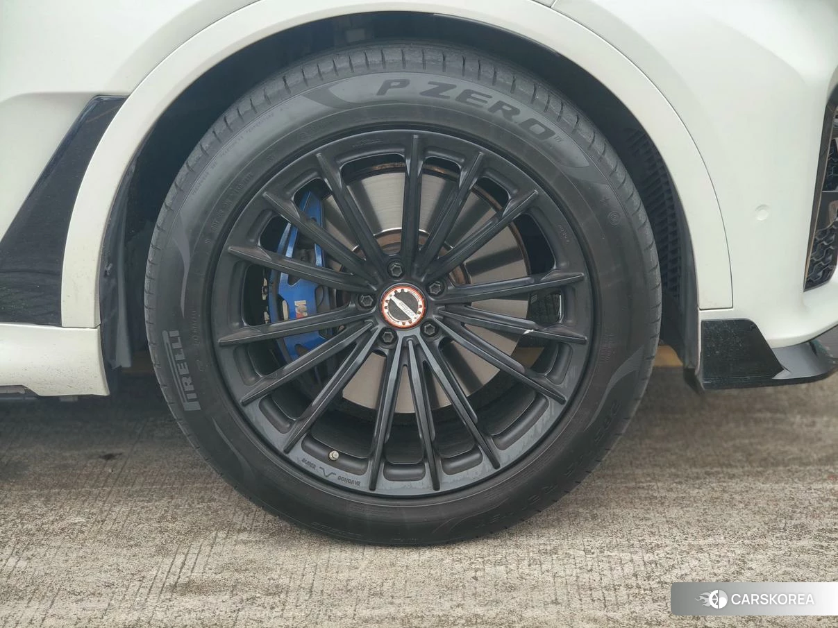BMW X7 id 4486309 из Китая 10