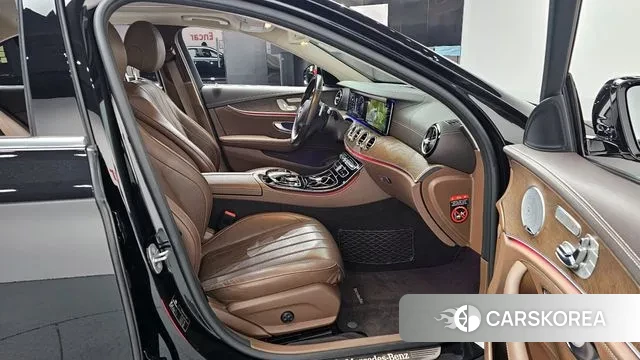 Mercedes-Benz E-Class W213 id 3622691 из Кореи 20