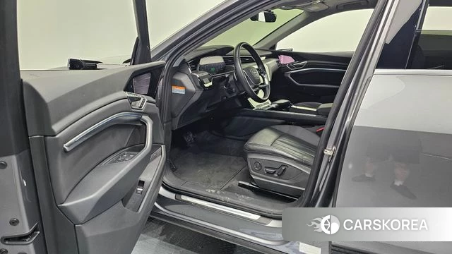 Audi e-Tron id 4562064 из Кореи 31