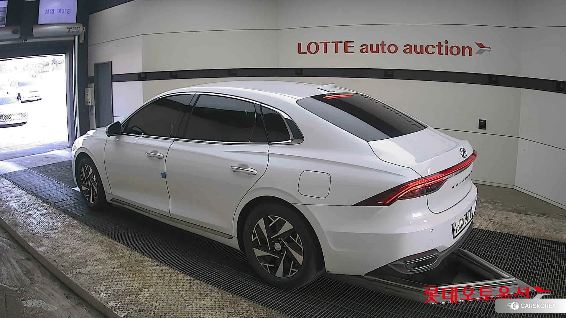 Hyundai Grandeur Hybrid id 3882009 из Кореи 38