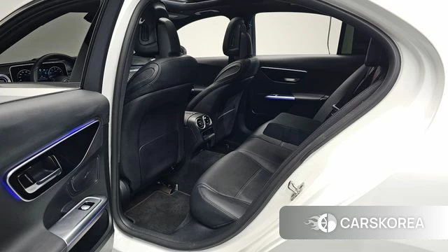 Mercedes-Benz C-Class W206 id 4870640 из Кореи 32