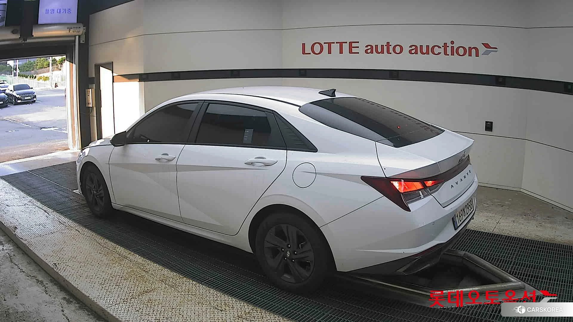 Hyundai Avante Hybrid id 4909261 из Кореи 38