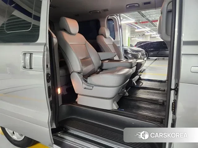 Hyundai The New Grand Starex id 3499367 из Кореи 20