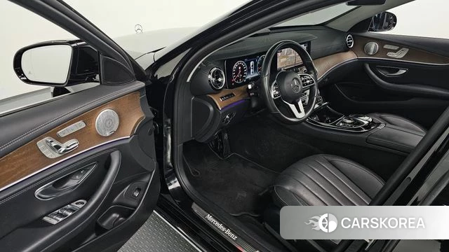 Mercedes-Benz E-Class W213 id 4632545 из Кореи 30