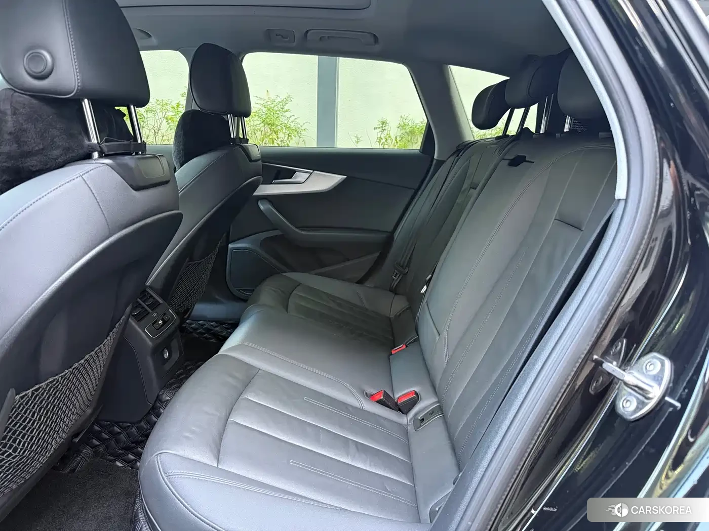 Audi A4L id 4679890 из Китая 15