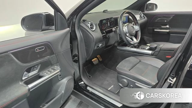 Mercedes-Benz GLA - Class H247 id 4774338 из Кореи 36