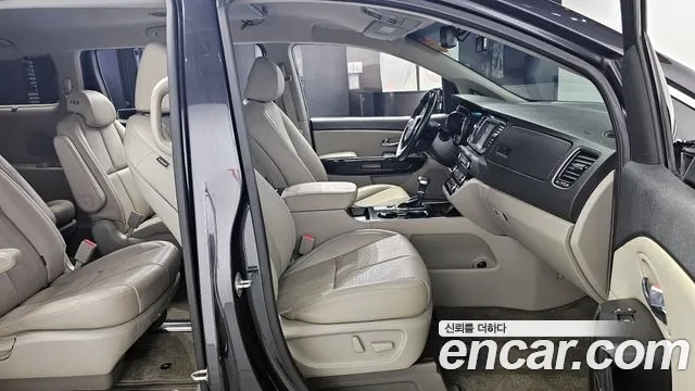 Kia The New Carnival id 2865500 из Кореи 20