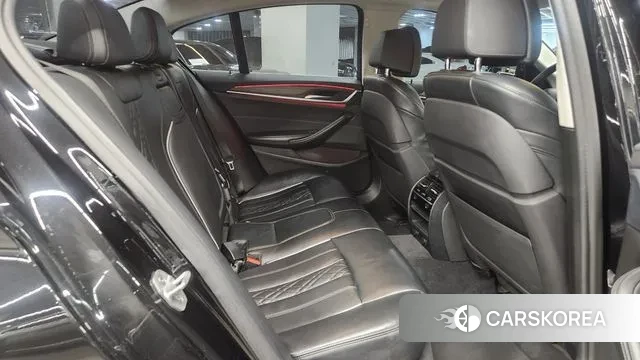 BMW 5 Series (G30) id 3464475 из Кореи 20