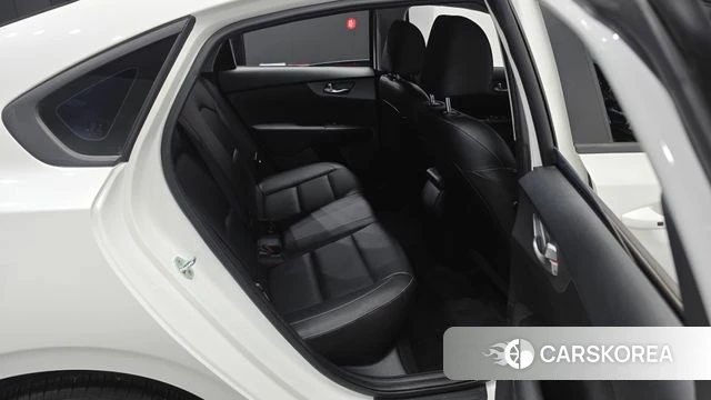 Kia Come New K3 id 4780067 из Кореи 31