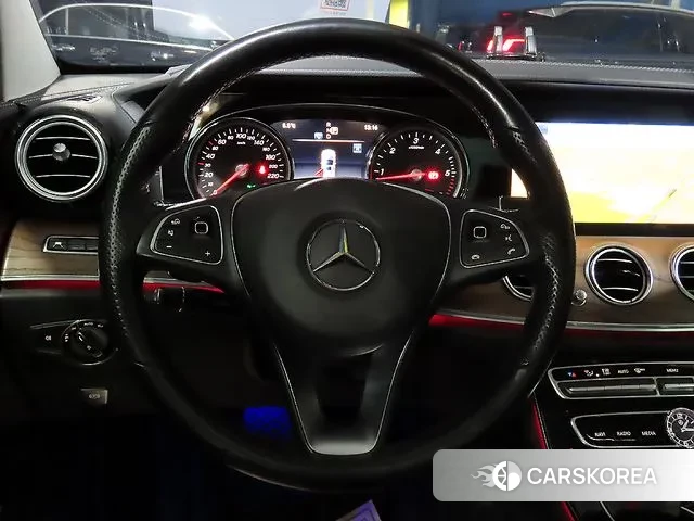 Mercedes-Benz E-Class W213 id 3505385 из Кореи 20