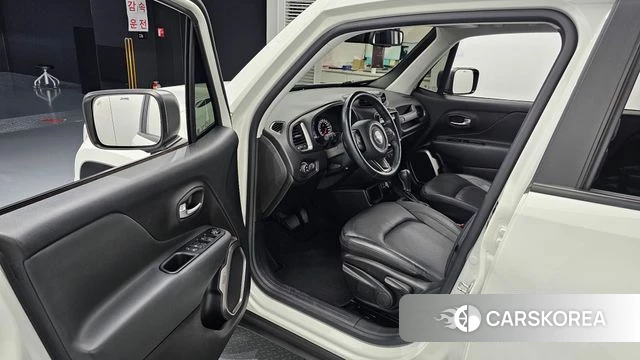Jeep Renegade id 4741351 из Кореи 20