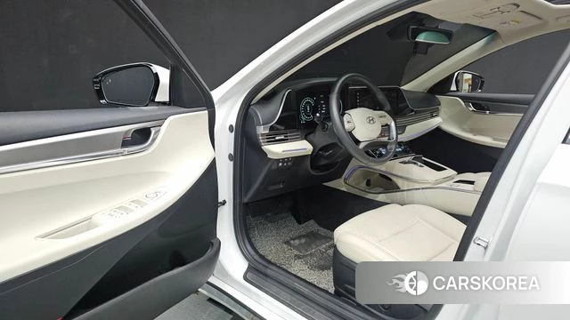 Hyundai The New Grandeur IG Hybrid id 4614295 из Кореи 32