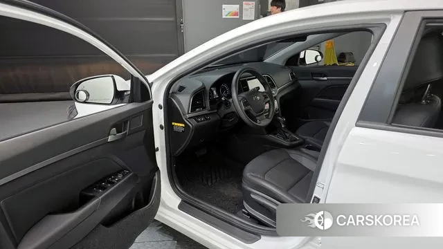 Hyundai Avante AD id 3034260 из Кореи 20