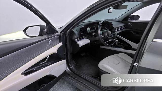 Hyundai Avante (CN7) id 3905023 из Кореи 20