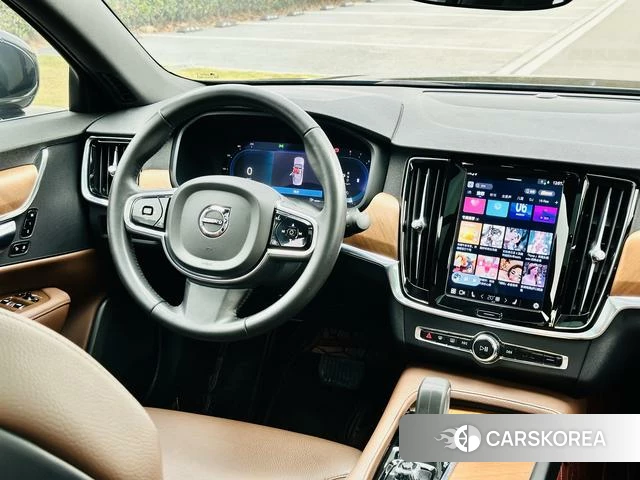 Volvo S90 id 4217379 из Китая 18