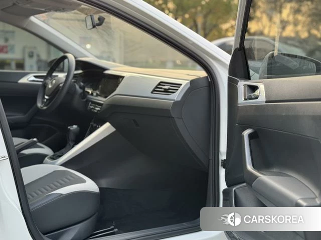 Volkswagen Polo id 4273299 из Китая 15