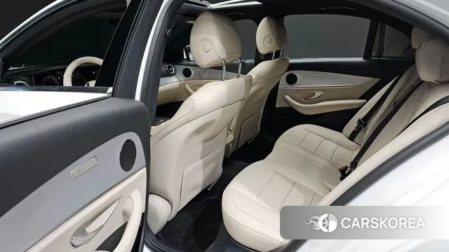 Mercedes-Benz E-Class W213 id 3361639 из Кореи 20