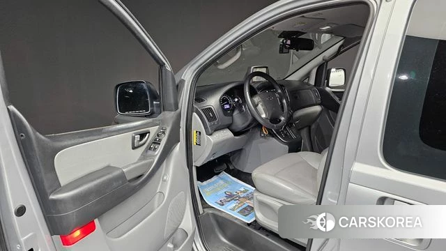 Hyundai The New Grand Starex id 4188099 из Кореи 30