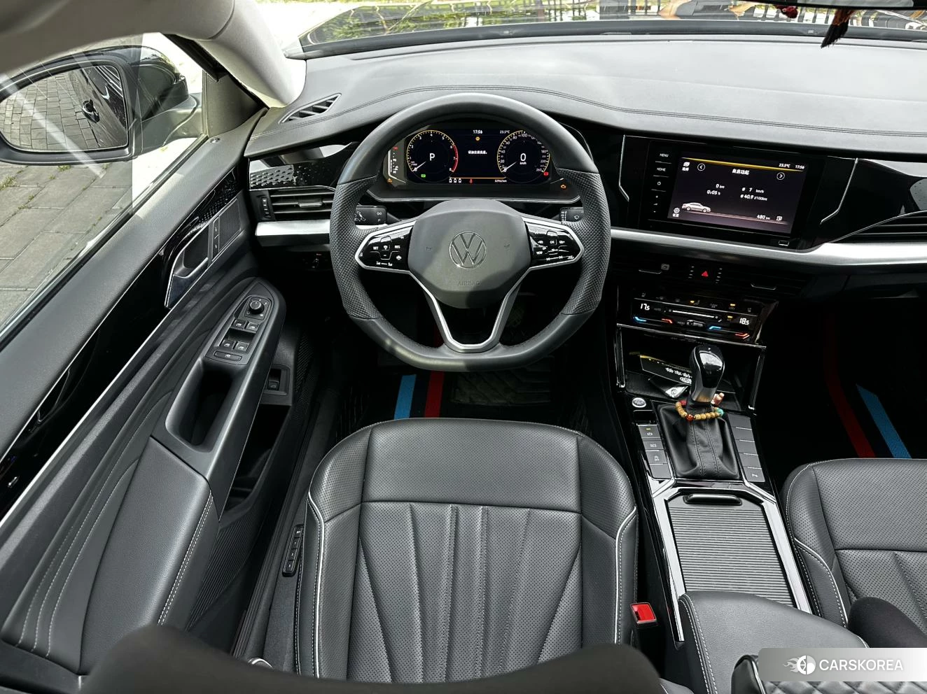 Volkswagen Passat id 4441219 из Китая 21