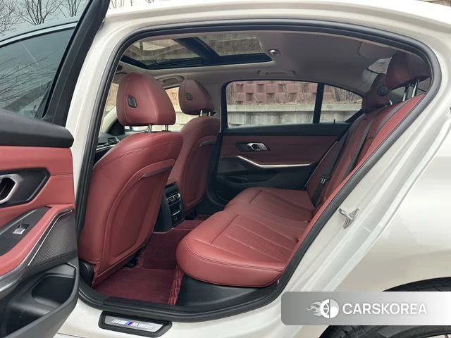 BMW 3 series id 4027652 из Китая 17