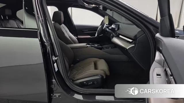 BMW 5 Series (G60) id 3415650 из Кореи 20