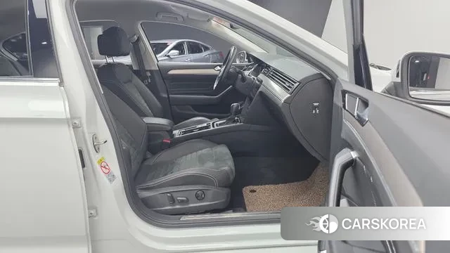 Volkswagen Passat GT (B8) id 3427378 из Кореи 20