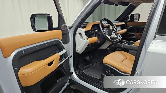 Land Rover Defender (L663) id 3826663 из Кореи 20