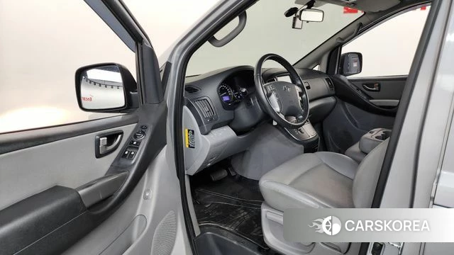 Hyundai The New Grand Starex id 4435581 из Кореи 33