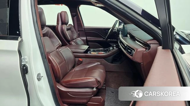 Lincoln Aviator 2nd generation id 4490060 из Кореи 32