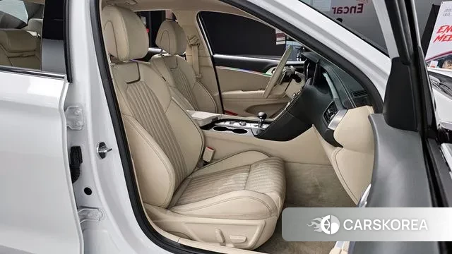 Genesis The New G70 id 3758548 из Кореи 20