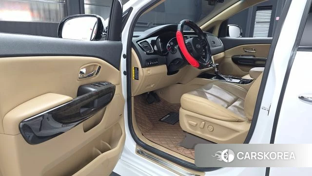 Kia The New Carnival id 3942937 из Кореи 20