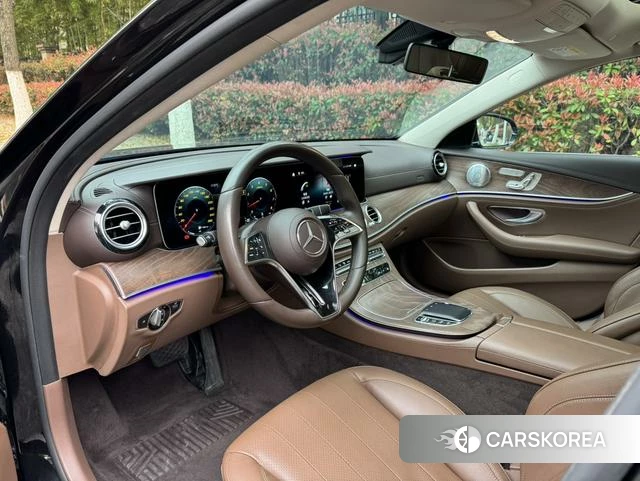 Mercedes-Benz E-class id 4272589 из Китая 16